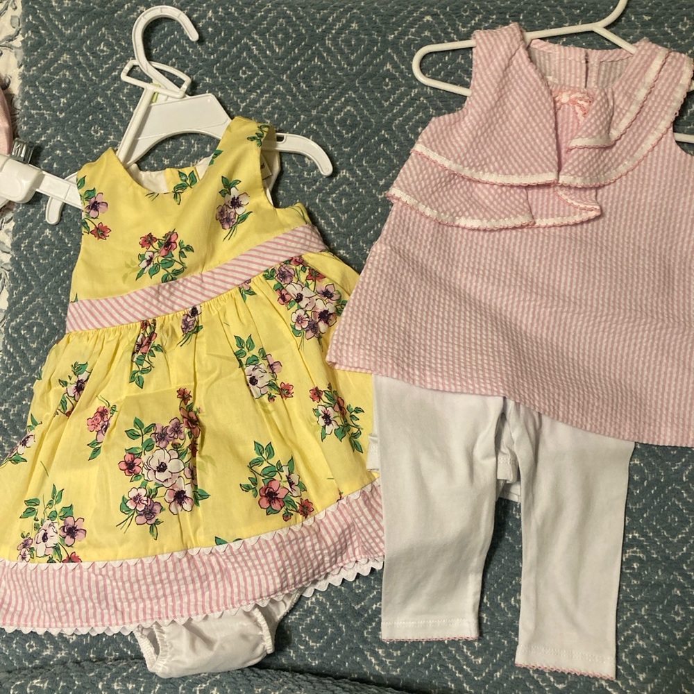 BUNDLE OF BABY GIRLS OUTFITS- Size 6-9 months. - Picture 10 of 13